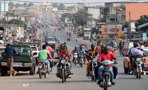 Côte d’Ivoire : Les mutins regagnent les casernes, la vie reprend à Bouaké