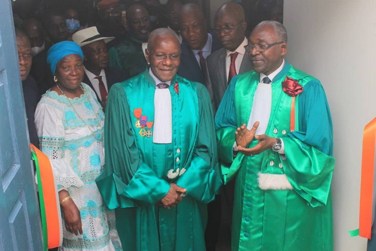 Côte d’Ivoire : l’Université Nangui Abrogoua rend hommage à son premier recteur