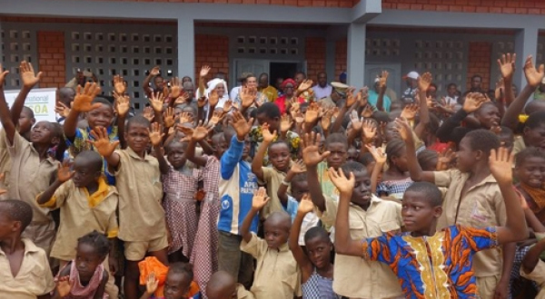 Etat civil: l’Etat ivoirien veut régulariser la situation de 1 165 325 élèves du primaire sans papiers