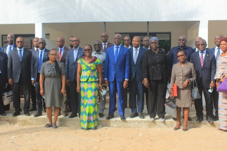 Côte d’Ivoire : élaboration du processus de création, d’organisation et de fonctionnement des écoles doctorales au centre d’un atelier à Assinie