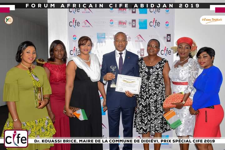Distinction : Le maire Brice Kouassi reçoit le prix spécial CIFE