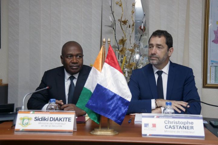 La Côte d’Ivoire et la France intensifient leur coopération contre l’immigration irrégulière