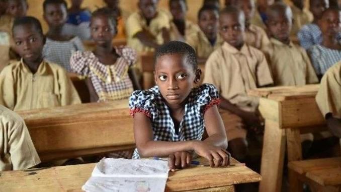 Pénurie de tables-bancs  dans les écoles publiques:  Une autre  plaie  du système éducatif ivoirien