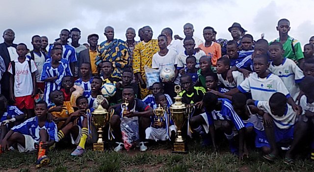 Côte d’Ivoire/Tournoi de foot: Le député de Songon appelle la première dame au secours des femmes de sa localité
