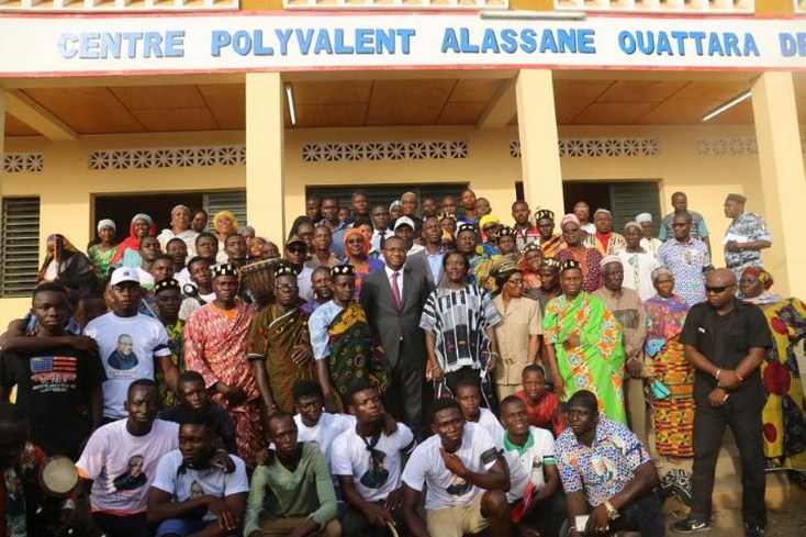Infrastructures sociales : la ministre Mariatou Koné inaugure les centres polyvalents de Béoumi et de Marabadiassa