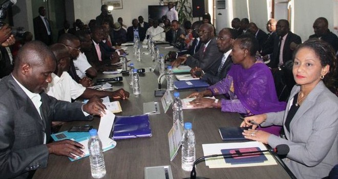 Côte d’Ivoire: Mise en place d’un comité mixte, gouvernement-fonctionnaires, pour s’accorder sur les montants à payer