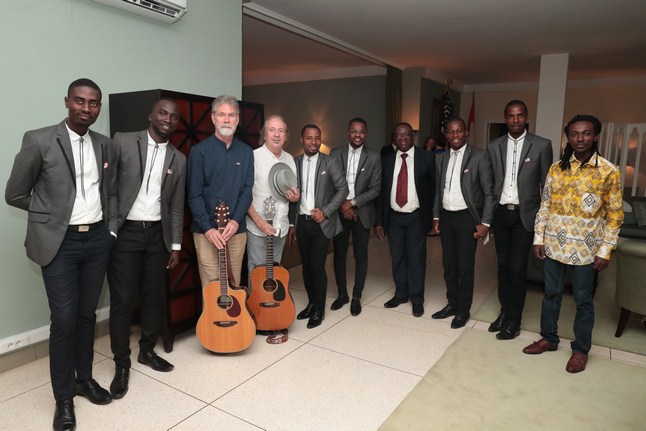 Le duo américain Doster & Engle ont célébré la musique comme agent de promotion de la cohésion sociale et de l’éducation en Côte d’Ivoire