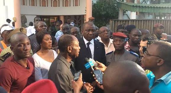 Attaque à Grand-Bassam: Le président ivoirien Alassane Ouattara  annonce "14 civils et deux militaires tués"