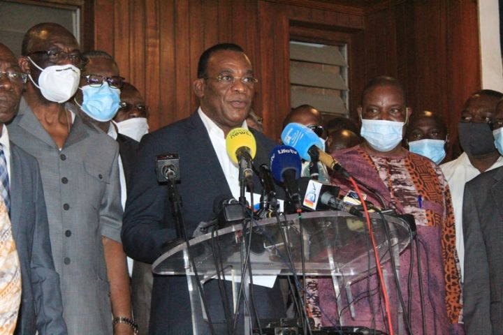 Élection en Côte d’Ivoire: l’opposition crée un Conseil national de transition présidé par Bédié