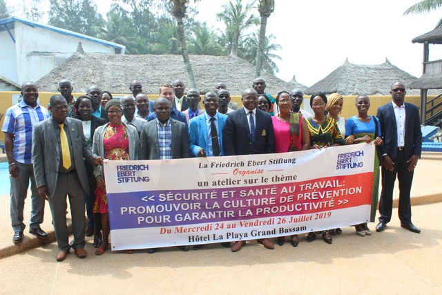 Sécurité et santé au travail : 25 acteurs des centrales syndicales ivoiriennes renforcent leurs capacités
