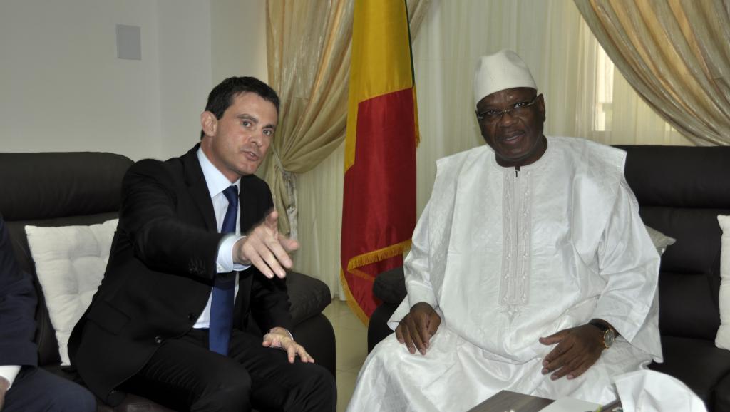Mali: Manuel Valls rencontre IBK et la communauté française