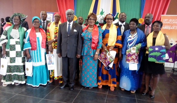 Côte d’Ivoire/Fête des mères : Le Ministre Beugré Mambé célèbre les femmes du District Autonome d’Abidjan