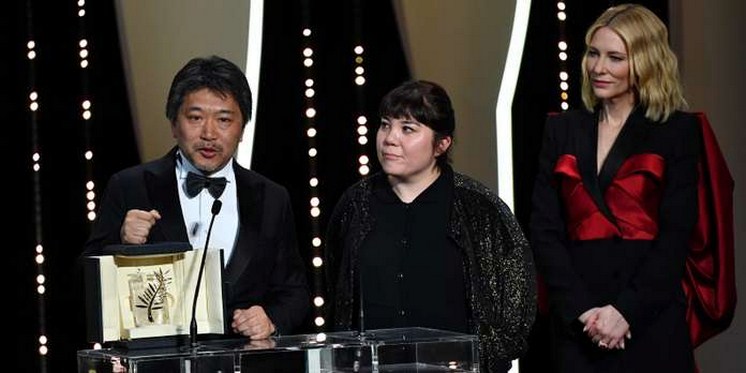 Cannes 2018 : la Palme d’or couronne Hirokazu Kore-eda et son « Affaire de famille »