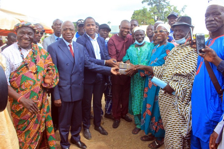 Séguéla: le président du PDL offre 10 millions de FCFA pour la construction de la résidence du sous-préfet