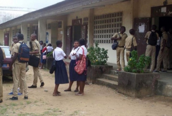 Côte d’Ivoire/Rentrée scolaire 2017-2018 : Les parents d’élèves mécontents des droits d’inscription supplémentaire