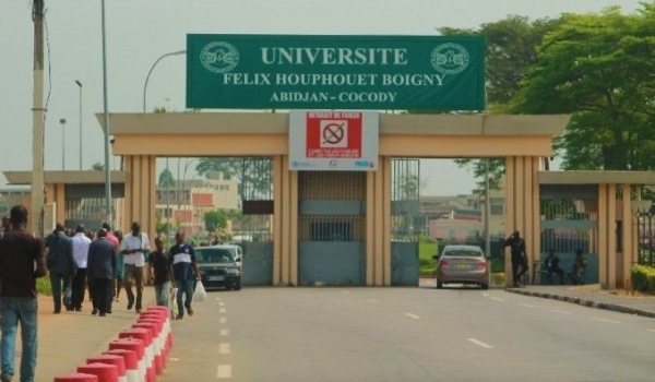 Université Houphouët-Boigny : débrayage de plusieurs enseignants au 1er jour d’une grève d’un an