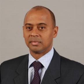 Thierry TANOH:  Ministre du Pétrole, de l’Energie et du Développement des Energies Renouvelables