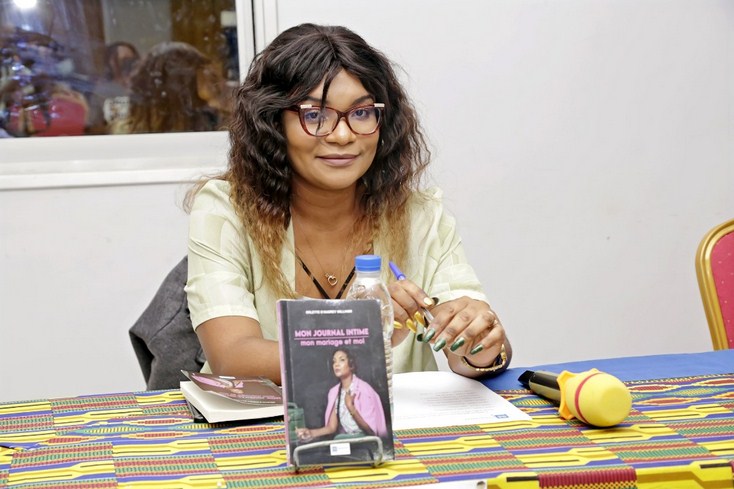 Côte d'Ivoire/Dédicace du premier livre de Orlette d'Audrey WILLIAMS à Abidjan