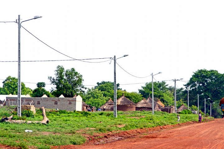 Électricité : le taux de couverture en progression continue de 36 % en 8 années, selon le Premier Ministre Amadou Gon Coulibaly