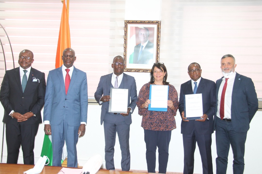 MESRS/Coopération:  signature d’accords  entre l’Université de Korhogo, l’INP-HB et l’Université de Parme