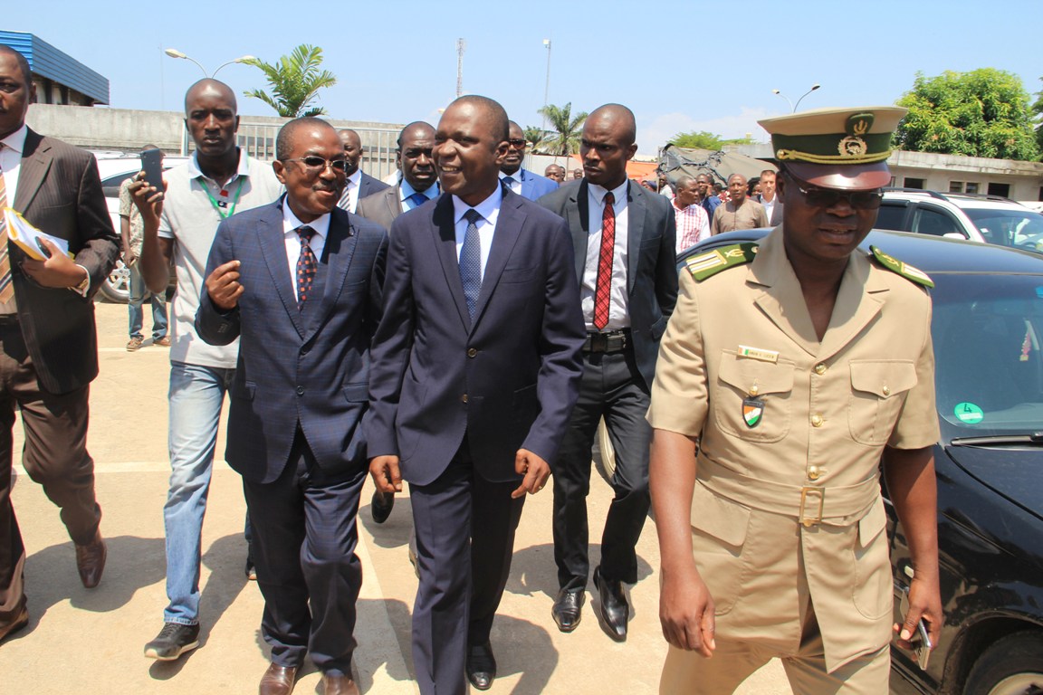 Fraude: le ministre des transports annonce un audit de la concession de Côte d’Ivoire Logistique
