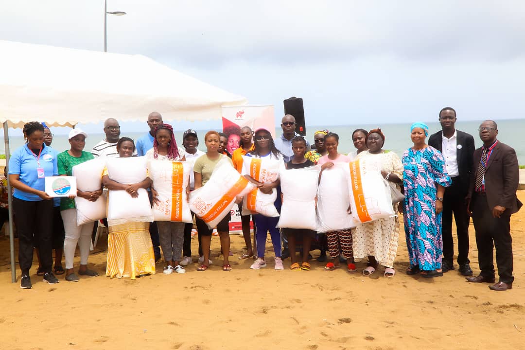 Côte d’Ivoire : l’ONG  Le Bâton du Berger célèbre les braves  femmes vulnérables