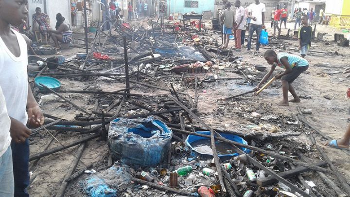 Au moins 20 stands calcinés dans un incendie lors des festivités de la Pâque à Abidjan